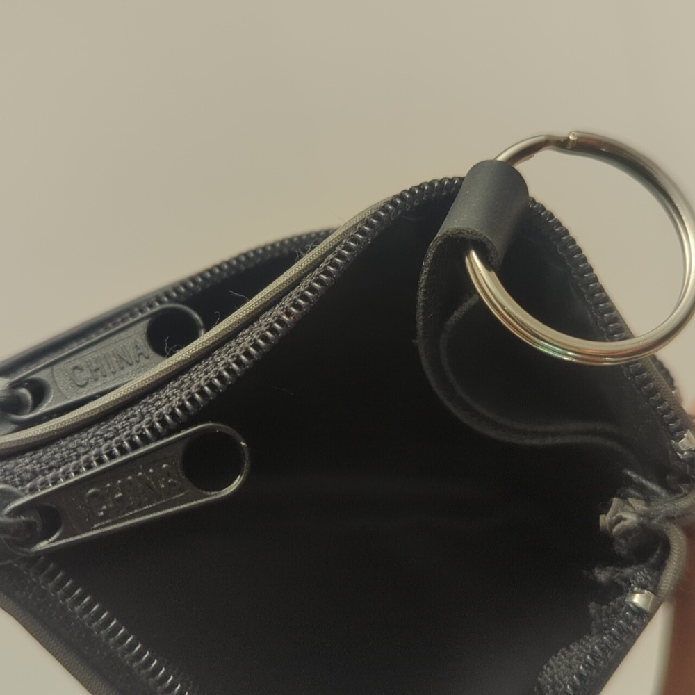 Tupperware coin purse - Picture 3 of 4